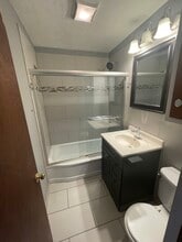 403 E 2nd St in Papillion, NE - Building Photo - Building Photo