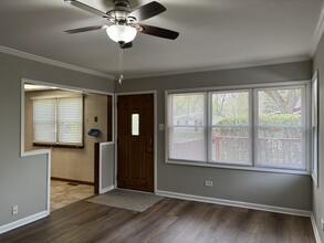 3037 Florence Ave in Steger, IL - Building Photo - Building Photo