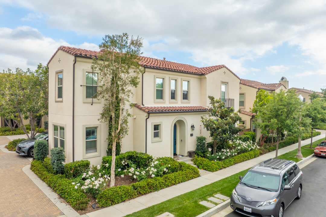 Portola Springs in Irvine, CA - Building Photo