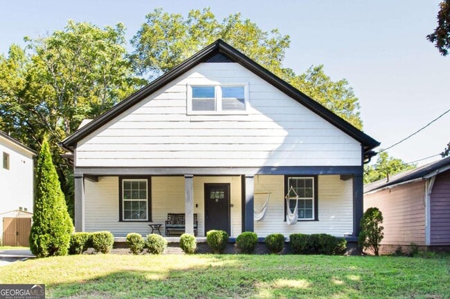 1583 Elixir Ave SW in Atlanta, GA - Building Photo - Building Photo
