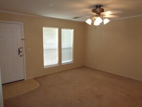 10026 Sugarvine Ln in Tomball, TX - Building Photo - Building Photo