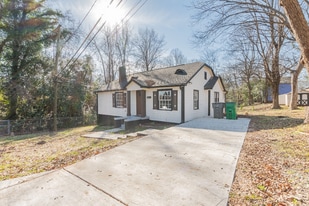 1317 W 4th St in Charlotte, NC - Building Photo