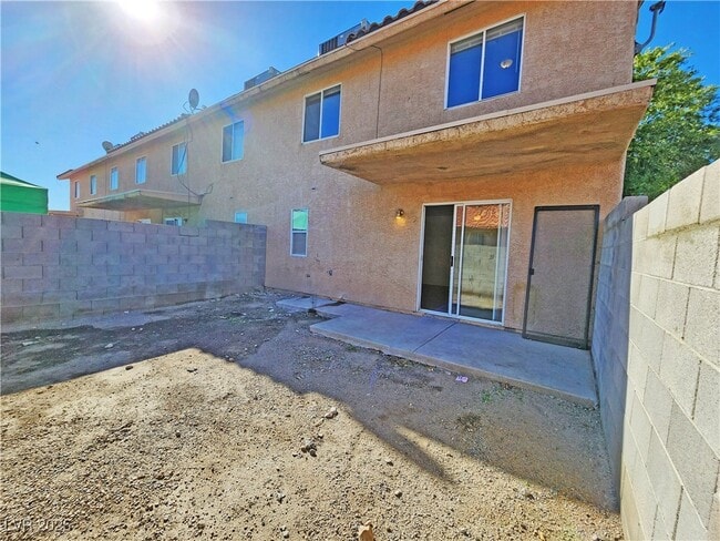 property at 910 Bourbon St