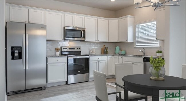105 Creekside Blvd, Unit 107 in Guyton, GA - Building Photo - Building Photo