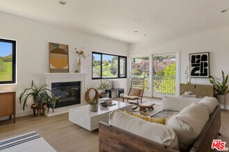 3750 Roberta St in Los Angeles, CA - Building Photo - Building Photo