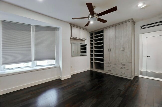 property at 600 Harbor Blvd