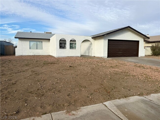 525 Close Ave in Henderson, NV - Building Photo - Building Photo