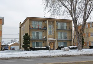 5840 W 79th St Apartamentos