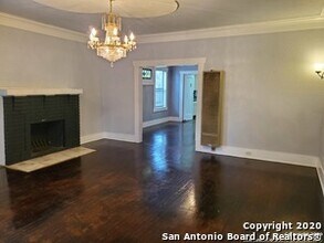 1609 W Magnolia Ave in San Antonio, TX - Building Photo - Building Photo