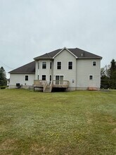 110 Overlook Ln in Hawley, PA - Building Photo - Building Photo