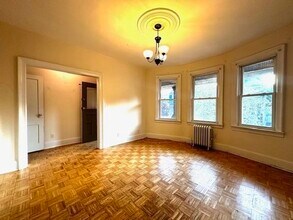 62 Garretson Ave in Bayonne, NJ - Building Photo - Building Photo