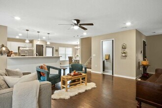 243 Wainwright Dr in Crestview, FL - Building Photo - Building Photo