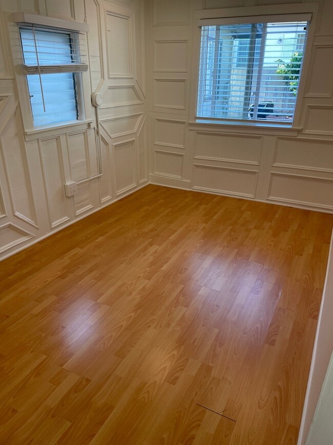 933 18th St in Santa Monica, CA - Building Photo - Building Photo