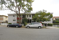 1202 N Fuller Ave in Los Angeles, CA - Foto de edificio - Building Photo