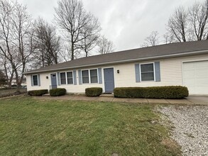 25 W Collins St in Brazil, IN - Building Photo - Building Photo