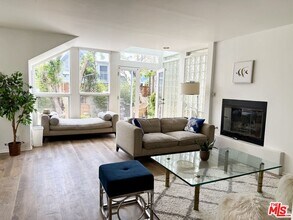 39 Westminster Ave in Los Angeles, CA - Building Photo - Building Photo