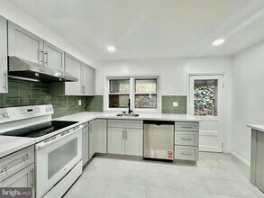 3627 Sears St in Philadelphia, PA - Building Photo - Building Photo