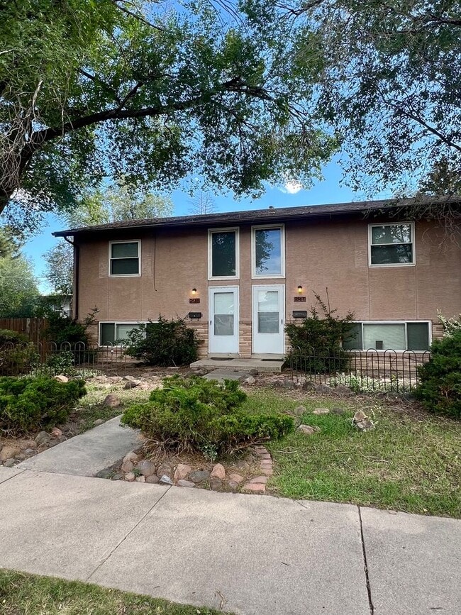 property at 2567 E Uintah St