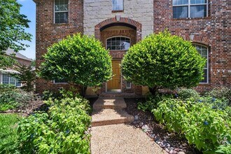 404 Creekside Dr in Murphy, TX - Building Photo - Building Photo