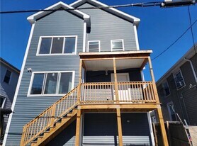 47 Rill St in Providence, RI - Building Photo