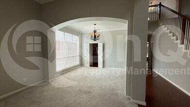 4536 Brenda Dr in Flower Mound, TX - Foto de edificio - Building Photo