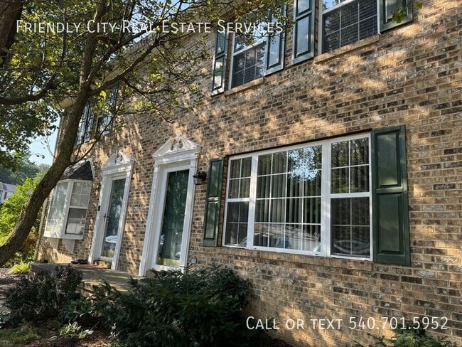 2320 Breckenridge Ct in Harrisonburg, VA - Building Photo - Building Photo