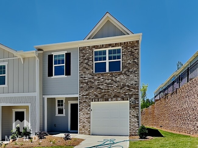 3569 Bluebird Ct in Atlanta, GA - Building Photo - Building Photo