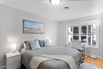 179 Washington Ave, Unit 206 in Chelsea, MA - Building Photo - Building Photo