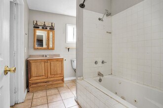 5934 Beech Dr in Montgomery, TX - Building Photo - Building Photo