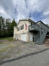 355-357 Edella Rd in South Abington Township, PA - Foto de edificio - Building Photo
