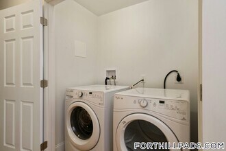 128 Roxbury St in Boston, MA - Building Photo - Building Photo