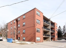 437 Martha St in Burlington, ON - Building Photo