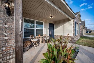 551 SE 4th St in Newcastle, OK - Building Photo - Building Photo