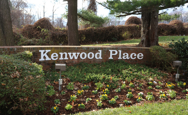 Kenwood Place in Bethesda, MD - Building Photo - Building Photo