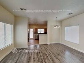 1616 Little Crow Ave in Las Vegas, NV - Foto de edificio - Building Photo