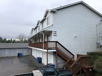 1010 NW 10th Ave in Camas, WA - Foto de edificio - Building Photo