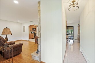 112 Bucks Hollow Rd in Mahopac, NY - Building Photo - Building Photo