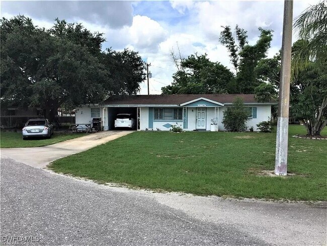 508 Jersey Rd W in Lehigh Acres, FL - Building Photo - Building Photo