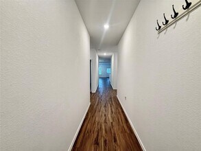 2705 Entrada Tranquila Wy in Pflugerville, TX - Building Photo - Building Photo