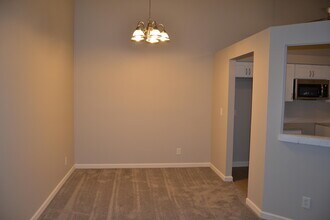 19101 Surrey Ln in Northville, MI - Building Photo - Building Photo
