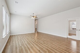 601 Los Olives Ln in Liberty Hill, TX - Building Photo - Building Photo