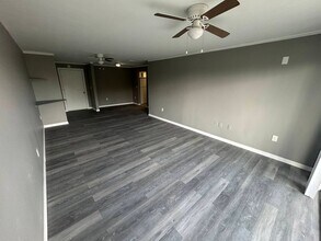 3704 Broadway, 316 in Ft. Myers, FL - Building Photo - Building Photo