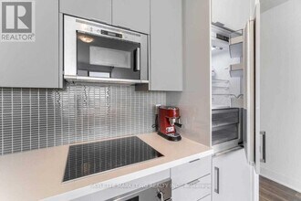 2908-2908 Hwy 7 in Vaughan, ON - Building Photo - Building Photo