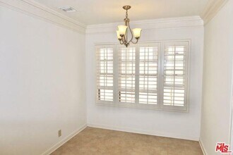 210 S Spalding Dr in Beverly Hills, CA - Building Photo - Building Photo