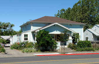 1531 Jefferson St in Napa, CA - Building Photo - Building Photo