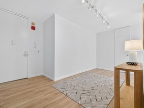 65 E India Row in Boston, MA - Building Photo - Building Photo