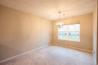 2934 Mulberry Ln in Greenville, NC - Building Photo - Building Photo