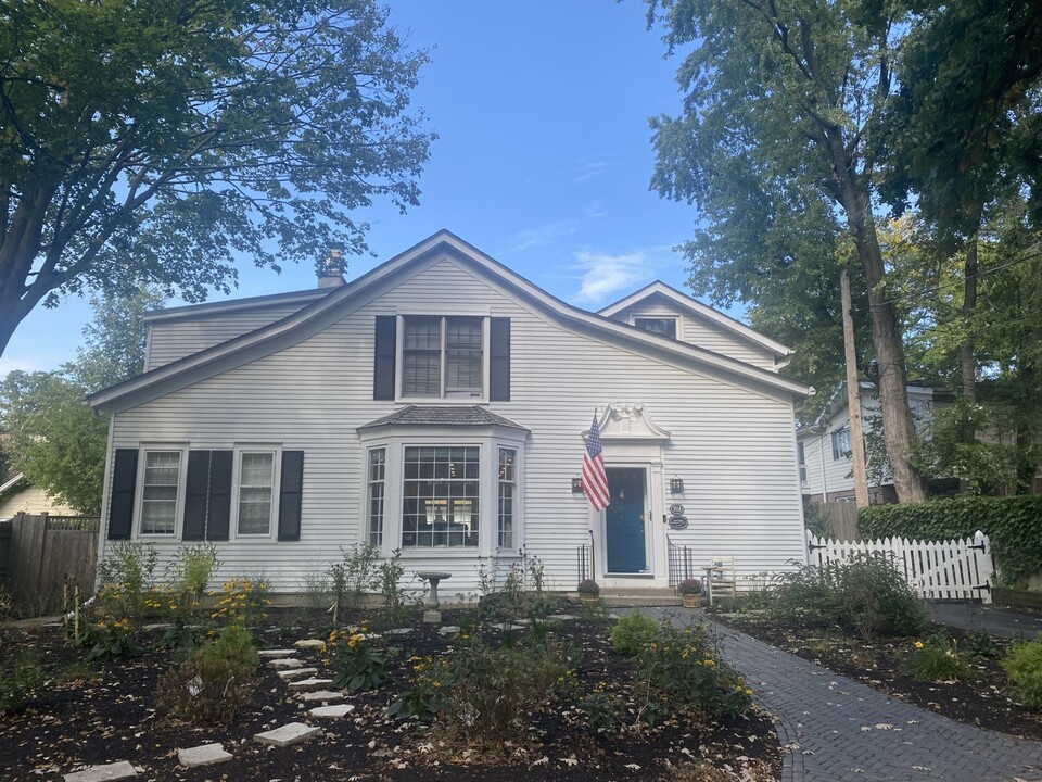 761 Cherry St in Winnetka, IL - Building Photo