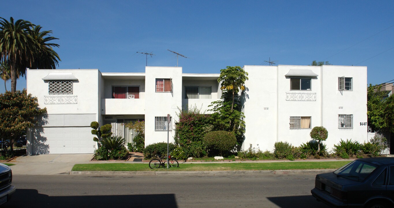 1482 S Bedford St in Los Angeles, CA - Building Photo