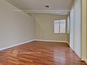 1133 Coral Rainbow Ave in Las Vegas, NV - Building Photo - Building Photo